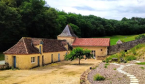 Maison de 2 chambres avec vue sur le lac piscine partagee et terrasse a La Bachellerie